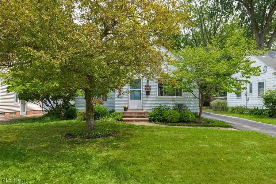 4089 W 229th Street, Fairview Park, OH 44126 - #3