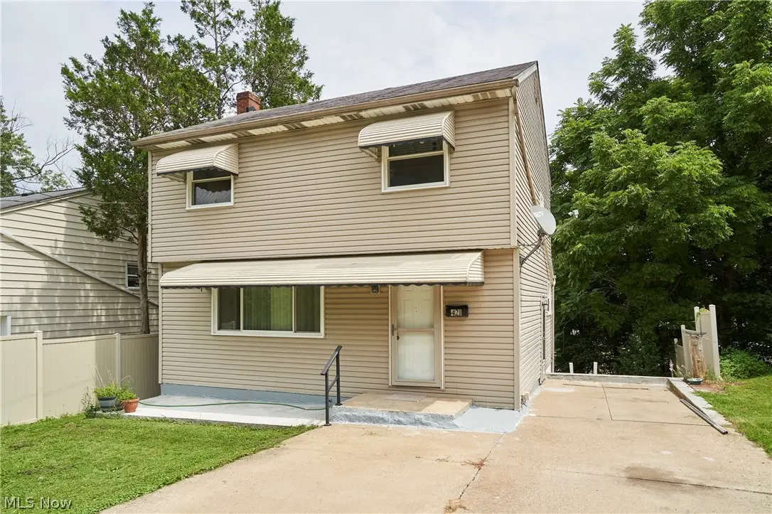 421 Malacca Street, Akron, OH 44305 - #1