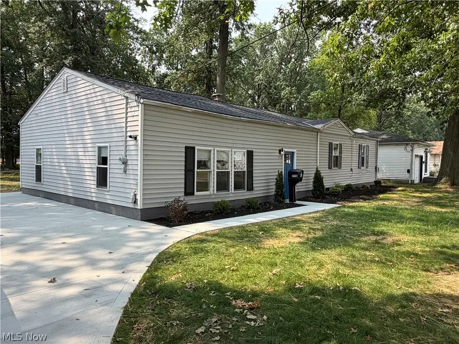 1798 E East 337 Street, Eastlake, OH 44095 - #3