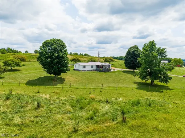 9182 Berry Road, Kensington, OH 43986