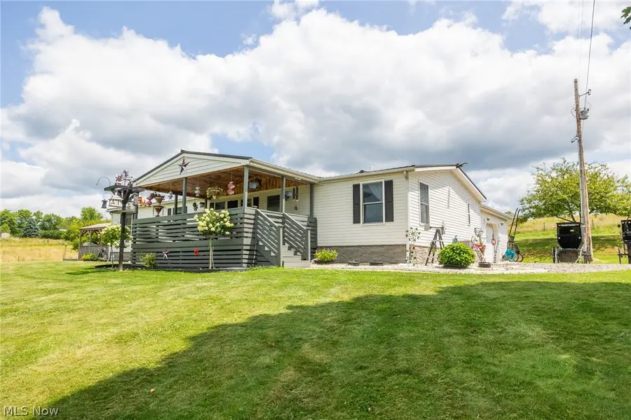 9182 Berry Road, Kensington, OH 43986 - #2