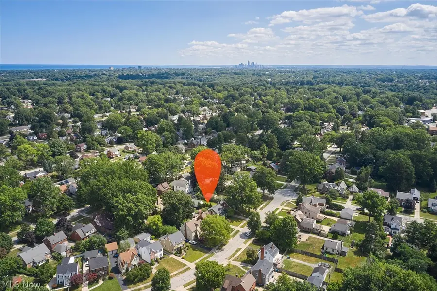 19670 S Sagamore Road, Fairview Park, OH 44126 - #3
