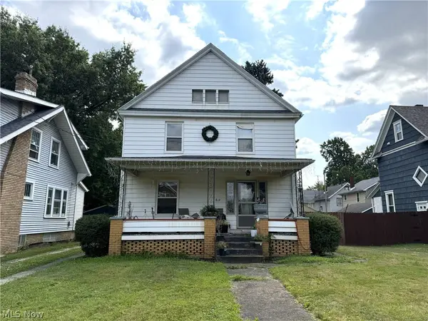 812 Clarendon Nw Avenue, Canton, OH 44708