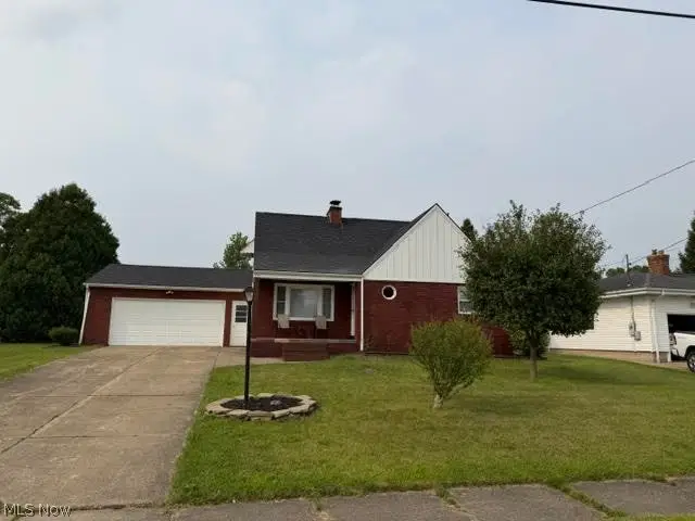 414 Parkview Drive, Girard, OH 44420 - #2