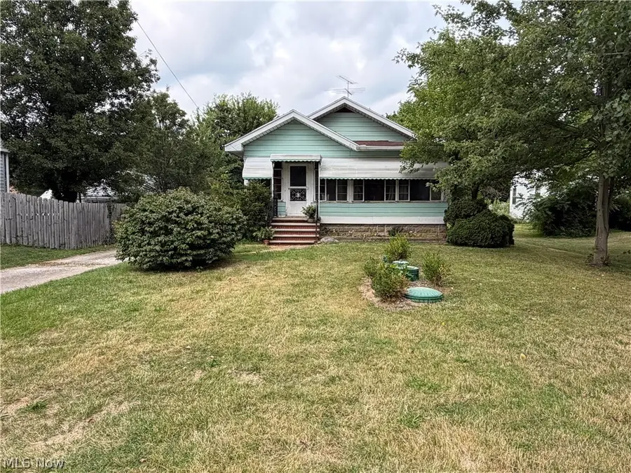 2048 Grafton Road, Elyria, OH 44035 - #2