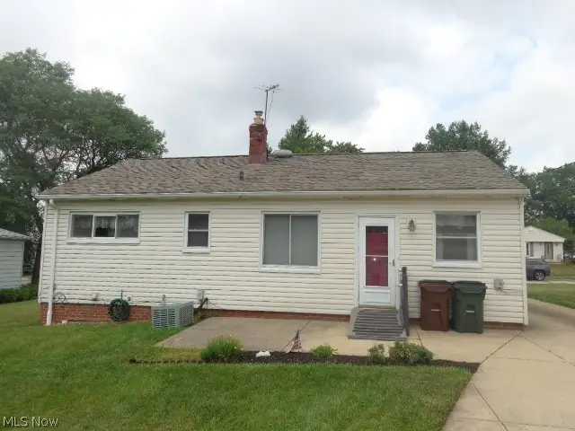 11141 Gabriella Drive, Parma, OH 44130 - #2