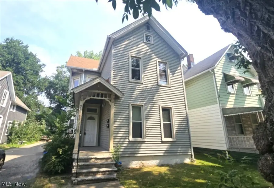 7110 Lawn Avenue, Cleveland, OH 44102 - #2