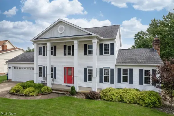 445 Blossom Circle, Tallmadge, OH 44278