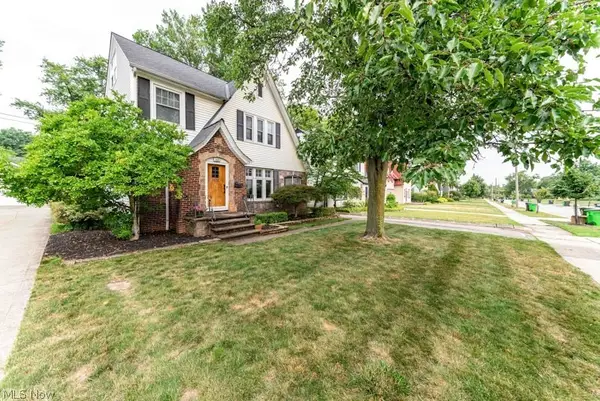 1632 Oakmount Road, South Euclid, OH 44121