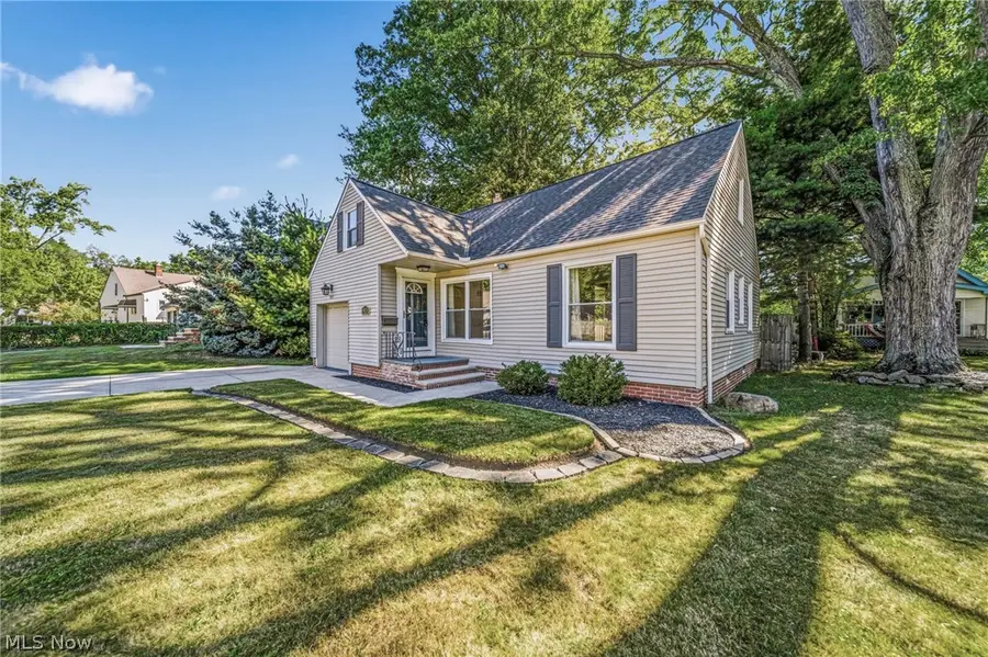 913 Glenside Road, South Euclid, OH 44121 - #2