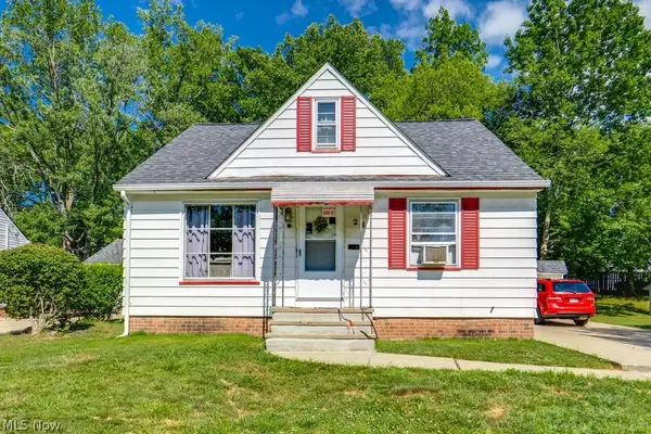 24 Dewhurst Avenue, Bedford, OH 44146