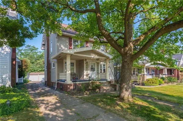 1224 Chase Avenue, Lakewood, OH 44107