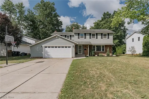 1960 Bromton Drive, Lyndhurst, OH 44124