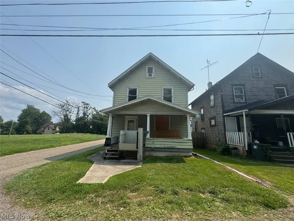 1958 4th Ne Street, Canton, OH 44704 - #1