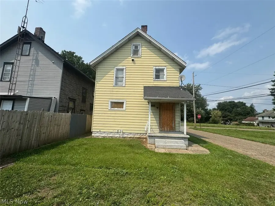 1958 4th Ne Street, Canton, OH 44704 - #3