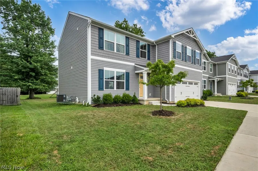 4660 Erhart Drive, Lorain, OH 44053 - #2