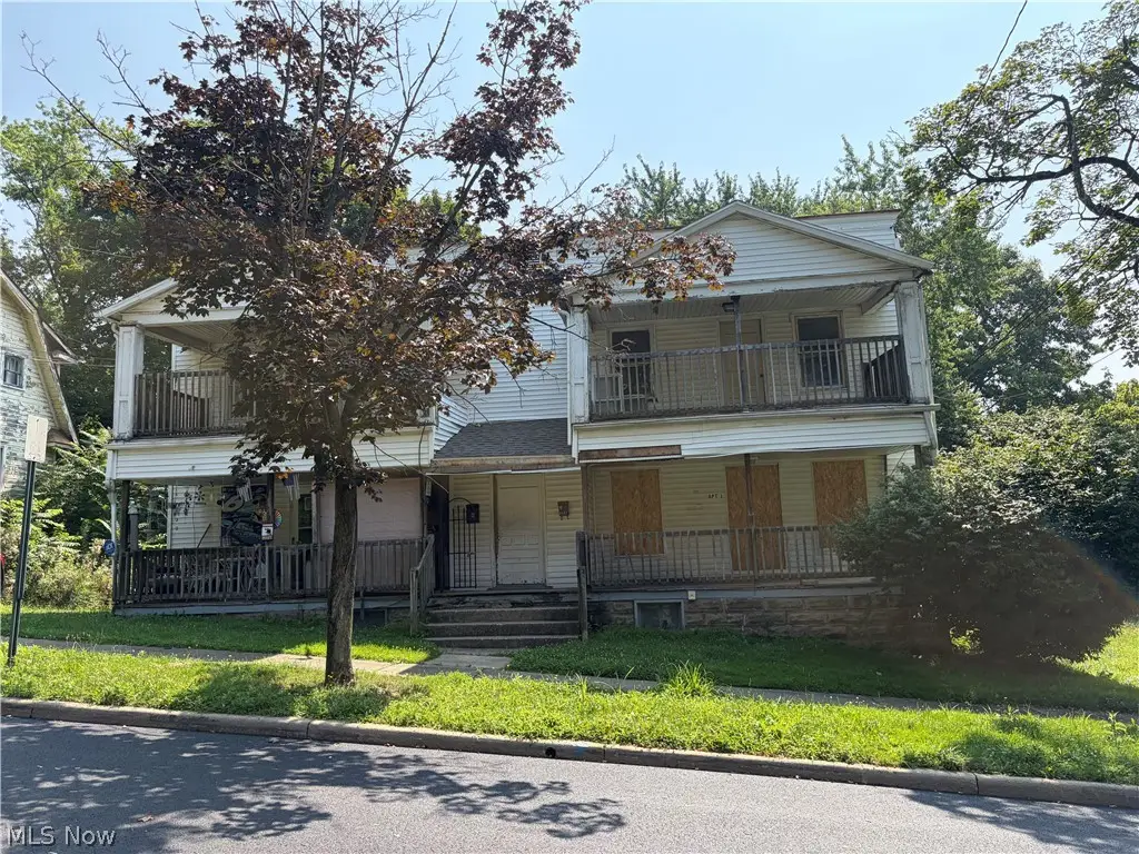 2151 8th Sw Street, Akron, OH 44314 - #1