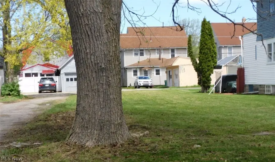 1601 E 47th Street, Ashtabula, OH 44004 - #3