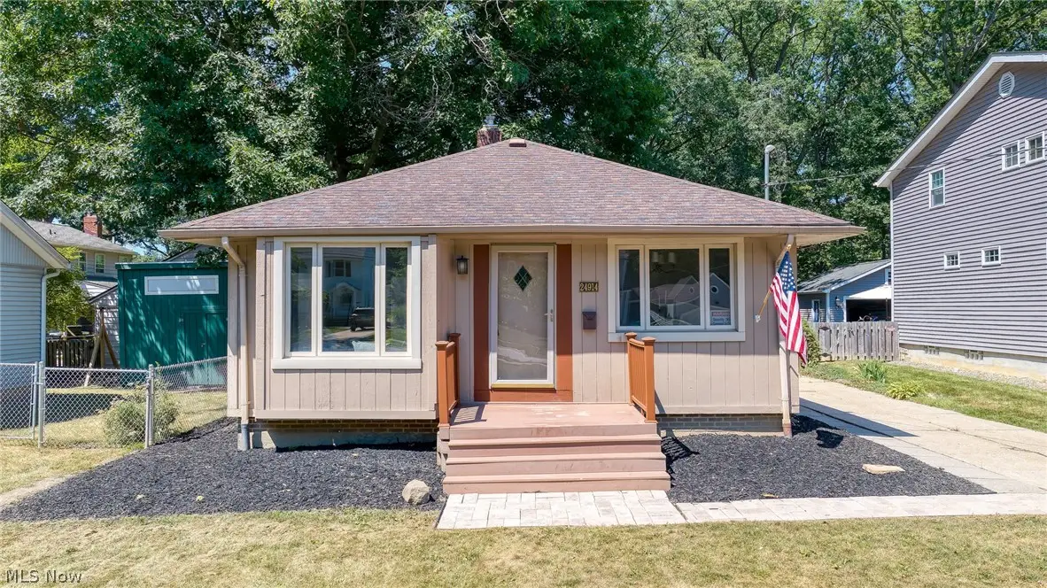 24914 E Oakland, Bay Village, OH 44140 - #1