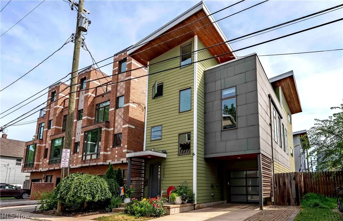 2509 Thurman Avenue, Cleveland, OH 44113 - #1