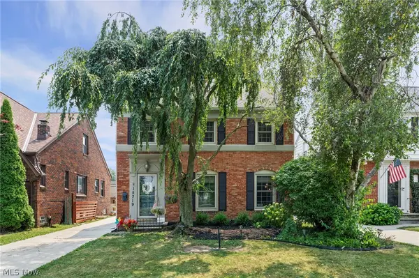 15719 Fernway Avenue, Cleveland, OH 44111