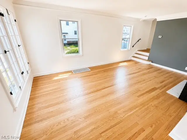 300 E 211 Street, Euclid, OH 44123 - #3