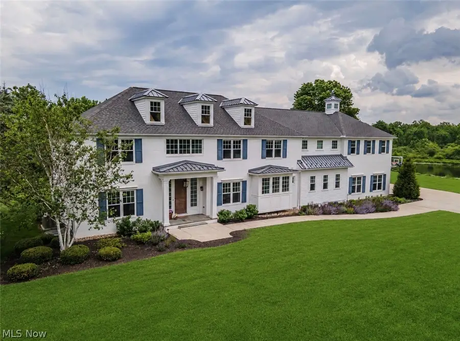 9830 Greenway Trail, Chagrin Falls, OH 44023 - #3