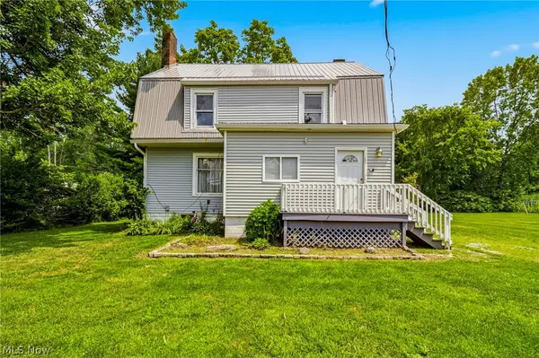 2885 E Water Street, Rock Creek, OH 44084