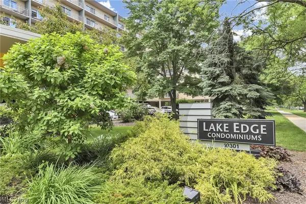 10301 Lake Avenue #427, Cleveland, OH 44102