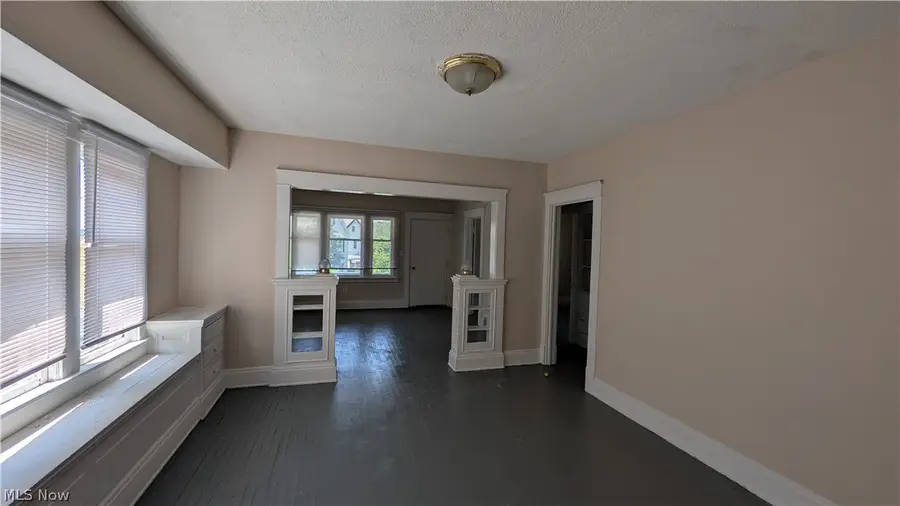 3669 E 113th Street, Cleveland, OH 44105 - #3