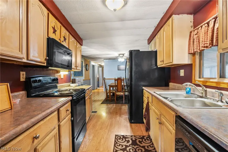 14 Lakeview Court, Lagrange, OH 44050 - #2