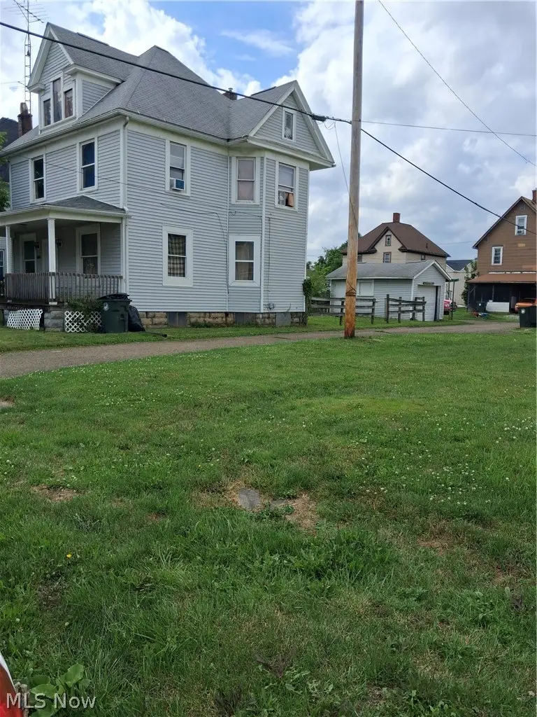 801 Troy Nw Place, Canton, OH 44703 - #3