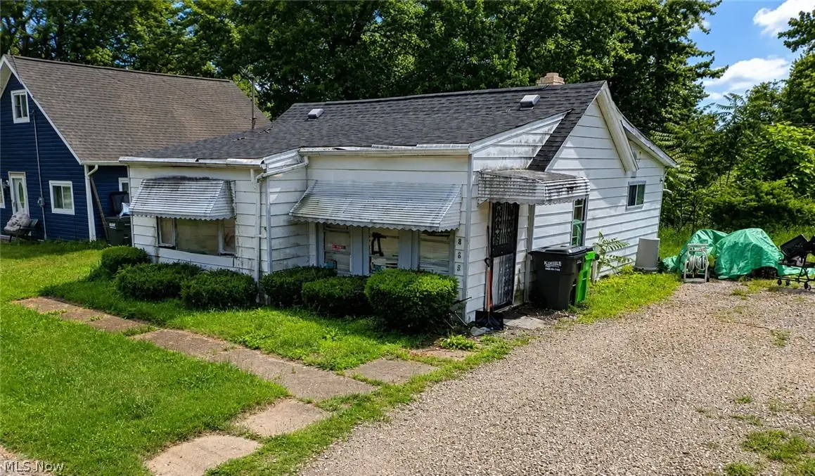 346 Joseph Avenue, Barberton, OH 44203 - #1