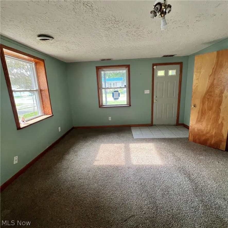 116 Kenilworth Avenue, Painesville, OH 44077 - #3