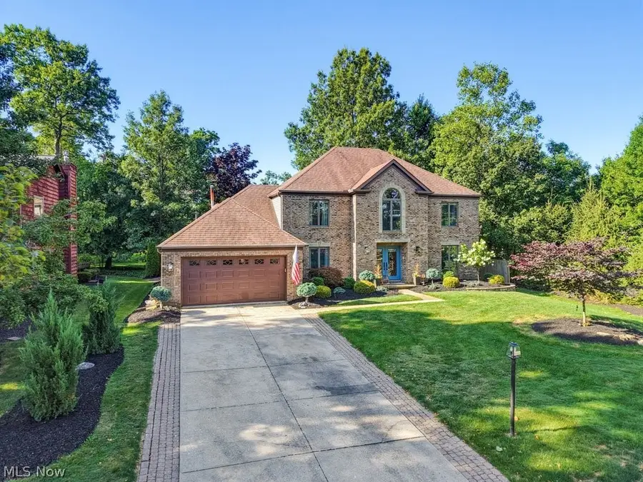 17553 Deer Ridge Circle, Strongsville, OH 44136 - #2