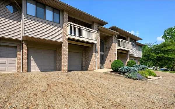 3800 Rosemont Boulevard #109B, Fairlawn, OH 44333