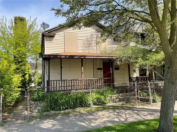 3408 Clinton Avenue, Cleveland, OH 44113