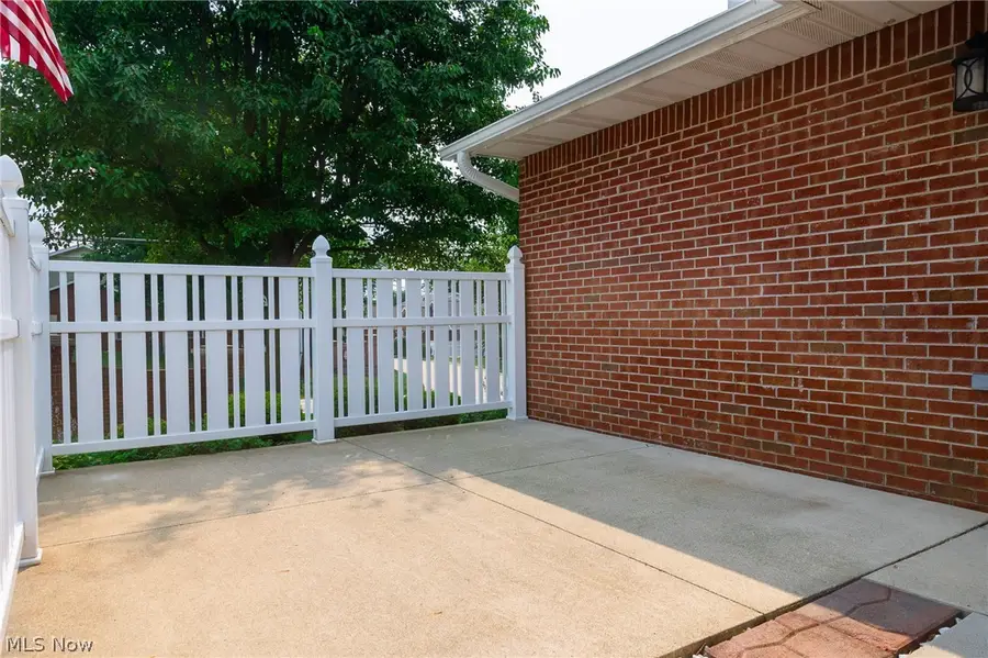 205 Greenbriar Lane, Dalton, OH 44618 - #3