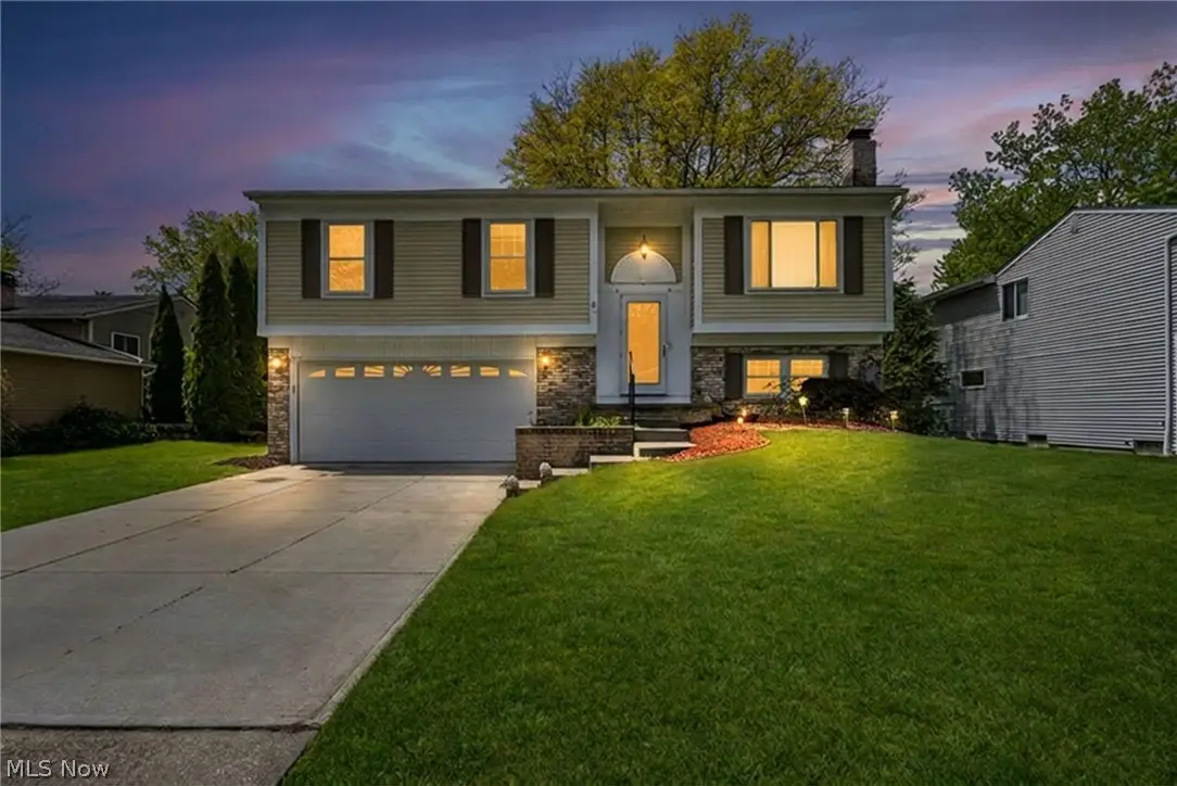 8600 Brentwood Drive, Olmsted, OH 44138 - #1