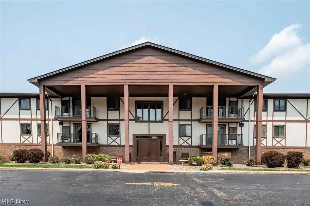 4849 Grace Road #203, North Olmsted, OH 44070 - #1