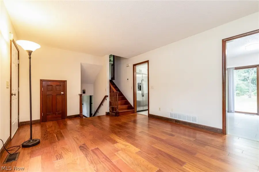 34300 Pettibone Road, Solon, OH 44139 - #3