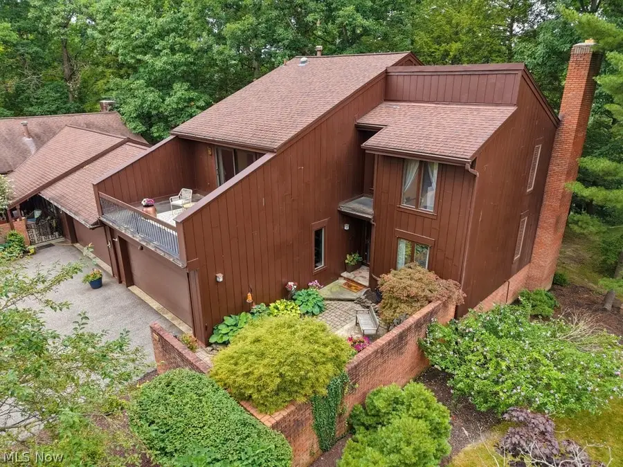 944 Trimble Place, Sagamore Hills, OH 44067 - #2