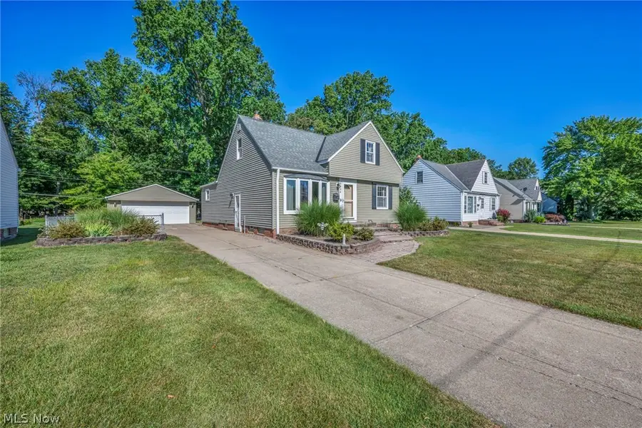 5234 Karen Isle Drive, Willoughby, OH 44094 - #2
