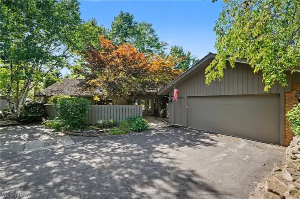 755-27 Windward Drive, Aurora, OH 44202