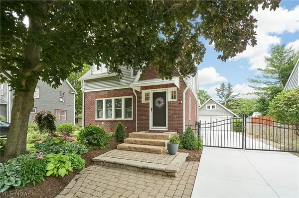 2045 Lorena Avenue, Akron, OH 44313