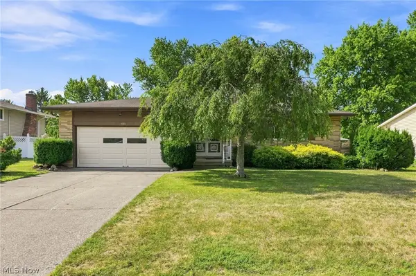 8001 Royalview Drive, Parma, OH 44129