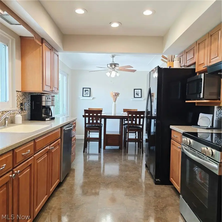 14565 Uhlin Drive, Middleburg Heights, OH 44130 - #2