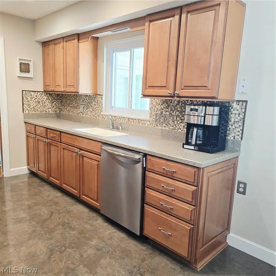 14565 Uhlin Drive, Middleburg Heights, OH 44130 - #3