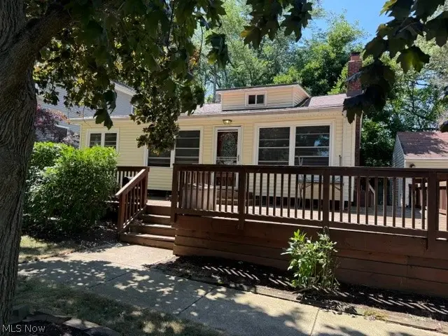 390 Oak Cliff Drive, Bay Village, OH 44140 - #1