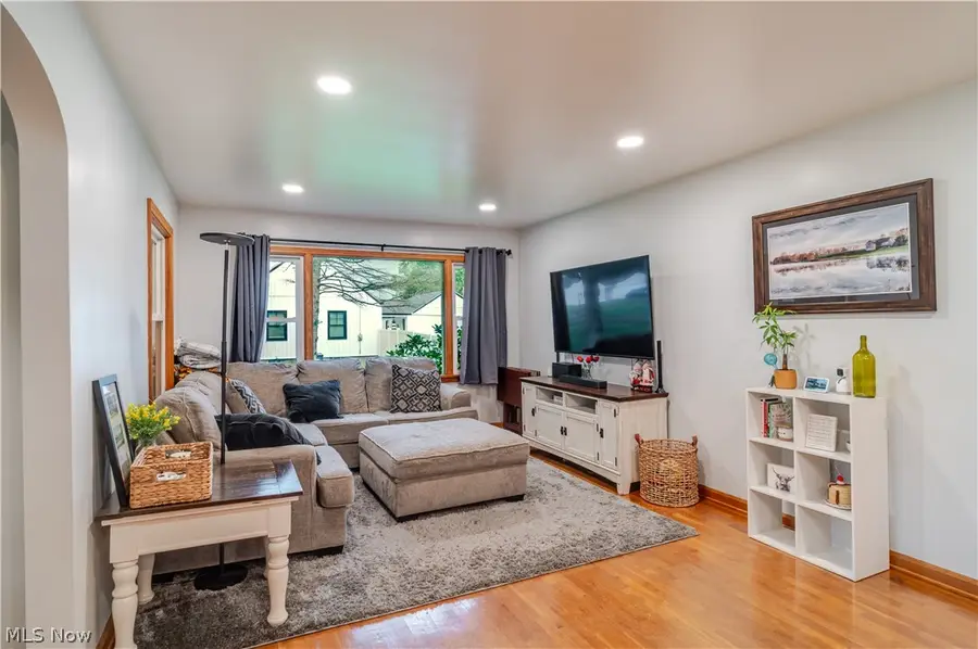 2226 Federal Avenue, Alliance, OH 44601 - #3